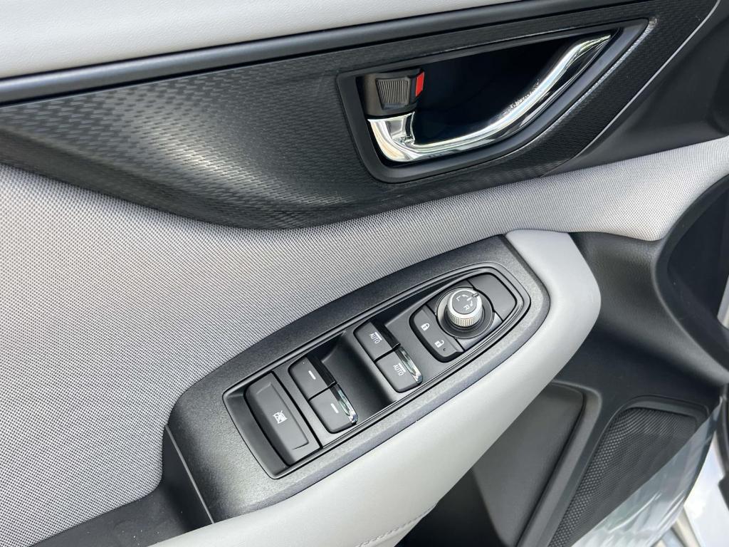 new 2025 Subaru Legacy car