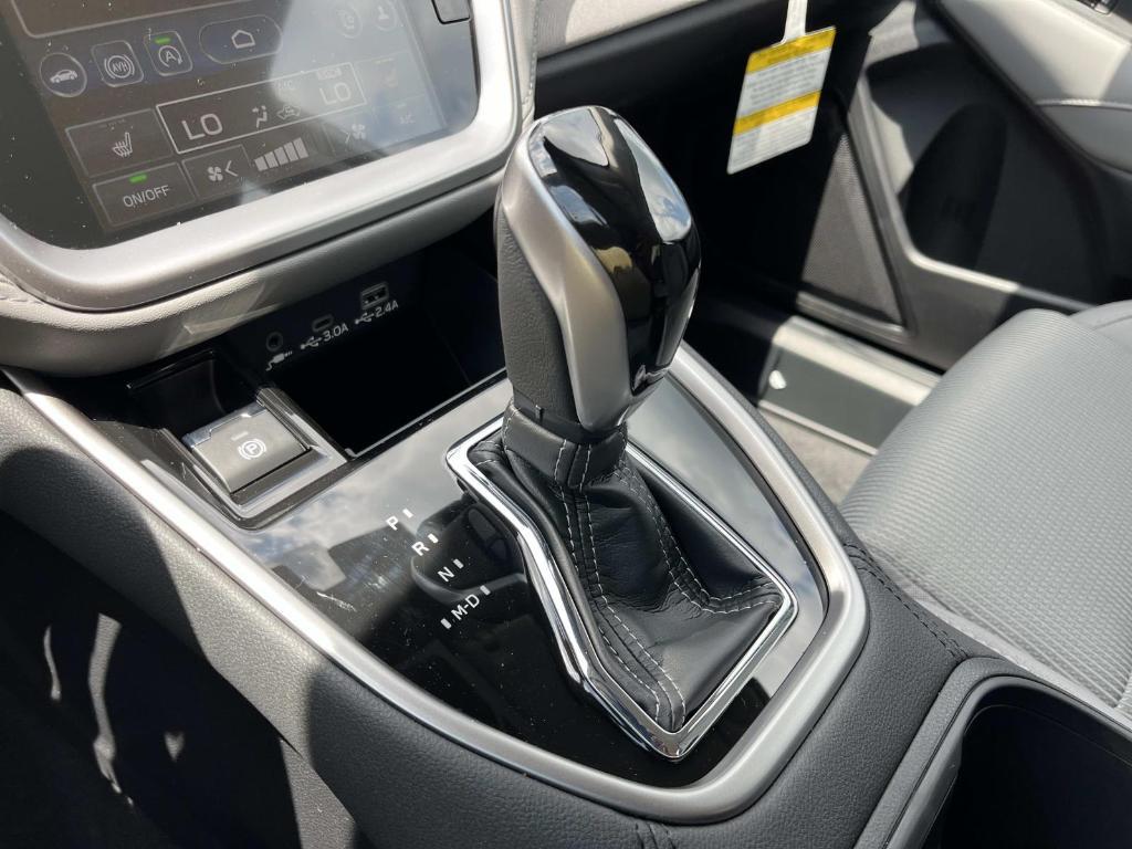 new 2025 Subaru Legacy car
