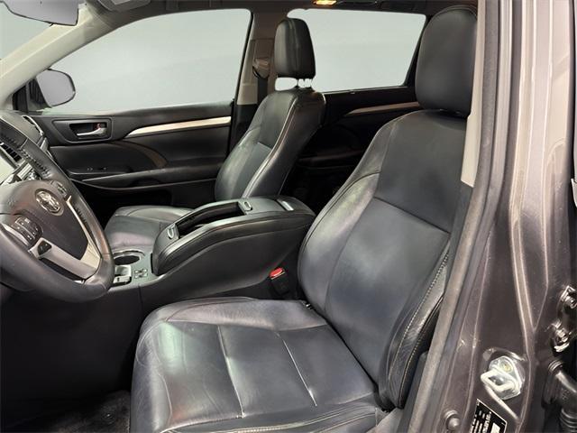 used 2018 Toyota Highlander car, priced at $26,000