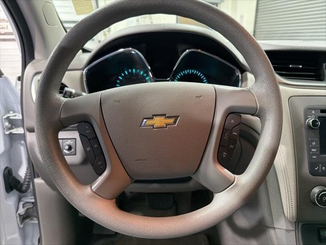 used 2017 Chevrolet Traverse car, priced at $9,400