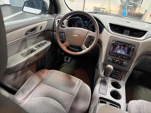 used 2017 Chevrolet Traverse car, priced at $9,400
