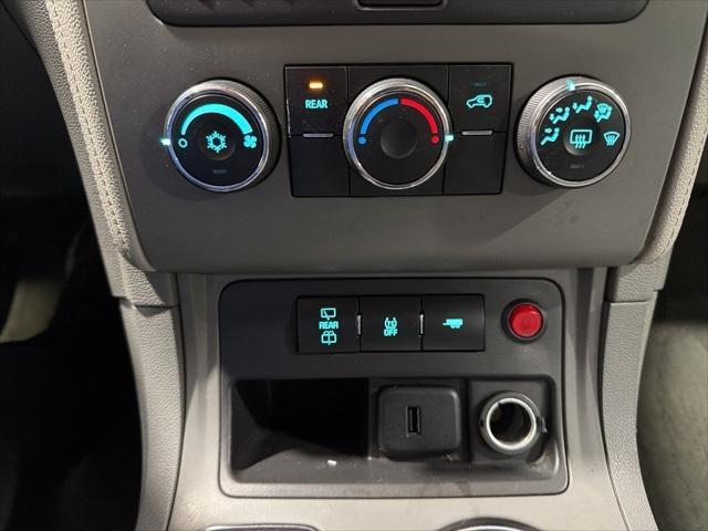 used 2017 Chevrolet Traverse car, priced at $9,400