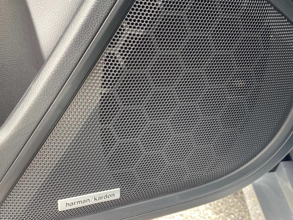 new 2025 Subaru Legacy car
