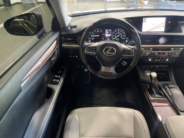 used 2017 Lexus ES 350 car, priced at $25,500