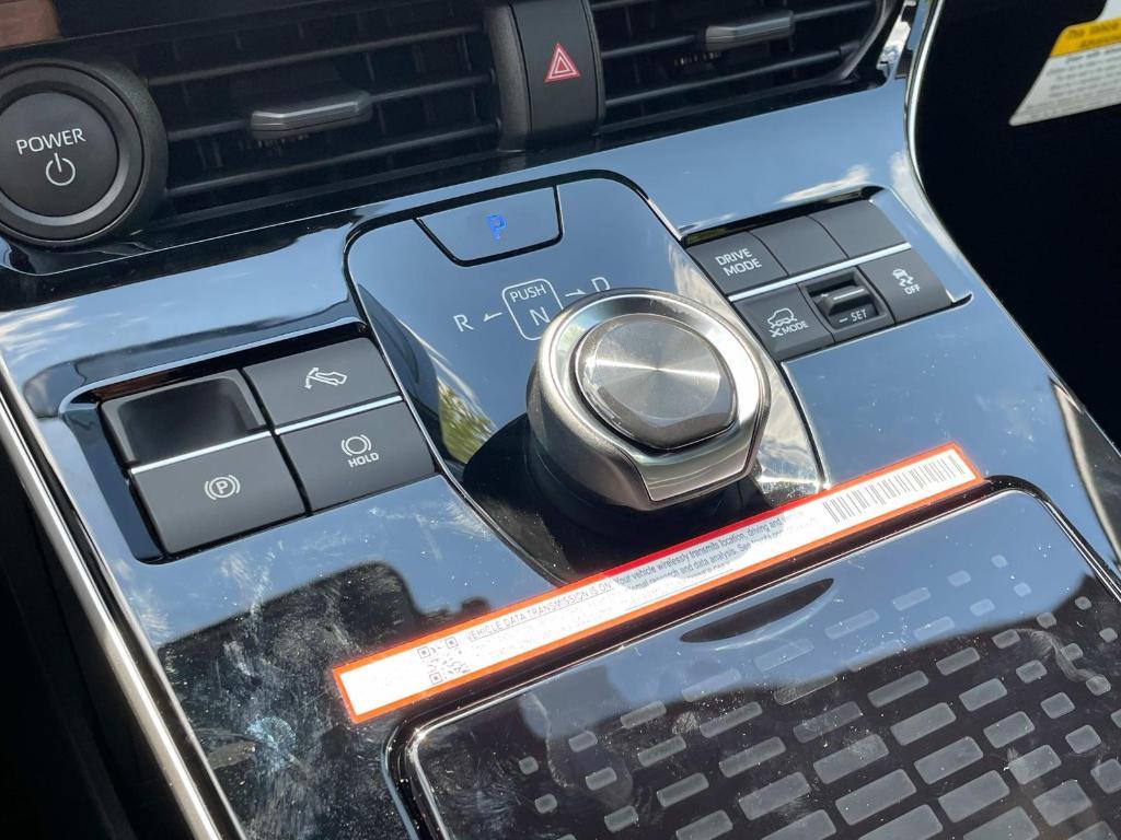 new 2025 Subaru Solterra car