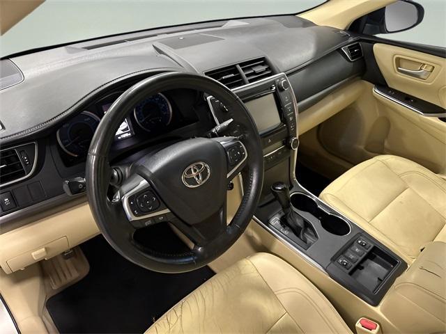 used 2015 Toyota Camry Hybrid car, priced at $14,900