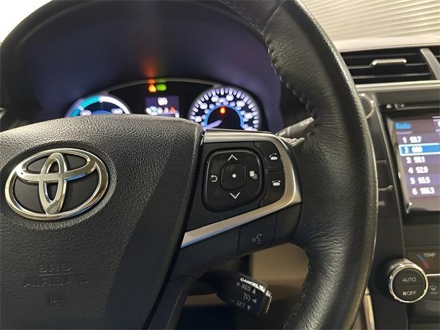 used 2015 Toyota Camry Hybrid car, priced at $14,900