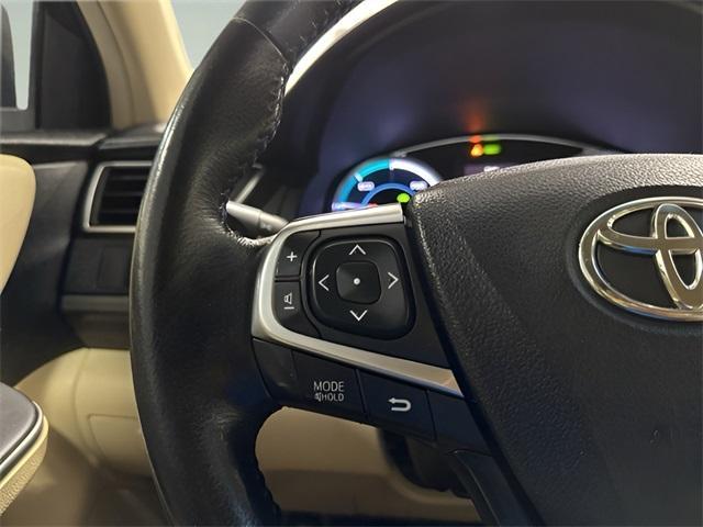 used 2015 Toyota Camry Hybrid car, priced at $14,900