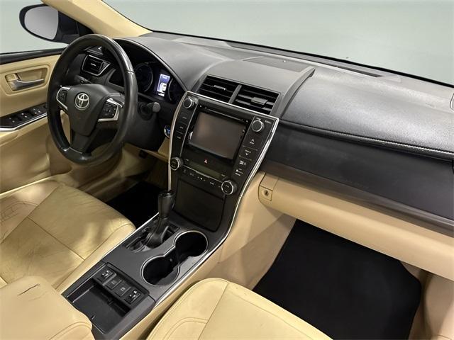 used 2015 Toyota Camry Hybrid car, priced at $14,900