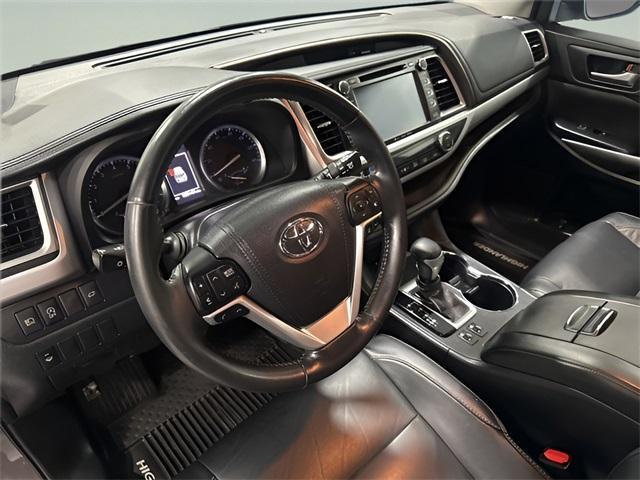 used 2018 Toyota Highlander car, priced at $22,900