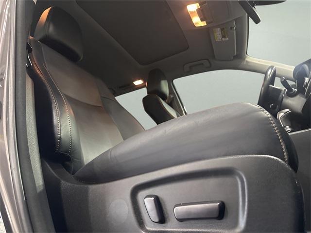 used 2018 Toyota Highlander car, priced at $22,900