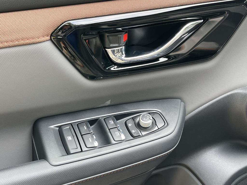new 2025 Subaru Forester Hybrid car