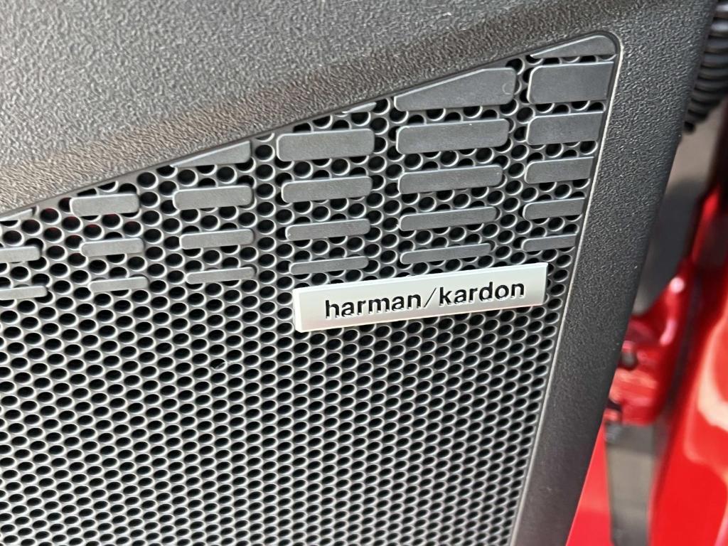 new 2025 Subaru Solterra car