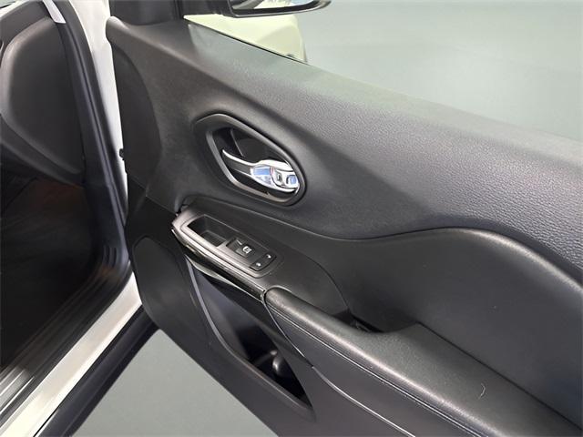 used 2019 Jeep Cherokee car, priced at $18,500