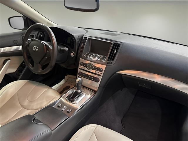 used 2011 INFINITI G37 car, priced at $20,000