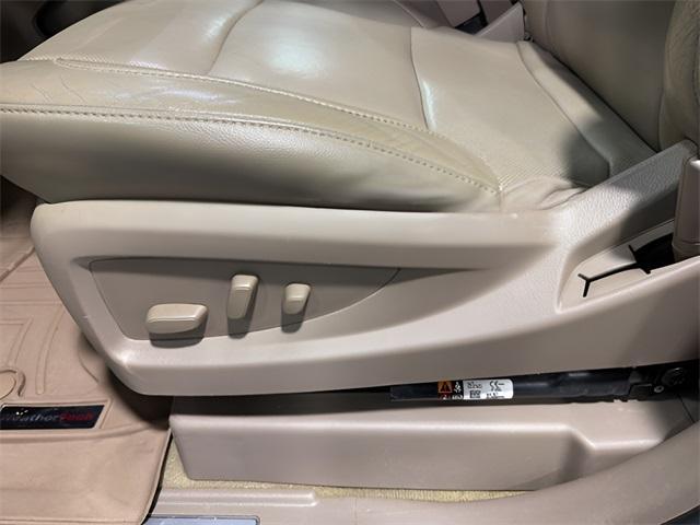 used 2017 Chevrolet Suburban car, priced at $20,900