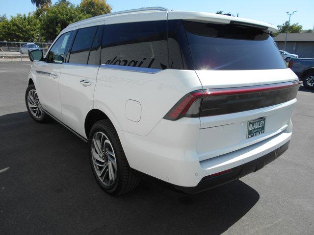 new 2025 Lincoln Navigator car, priced at $103,690