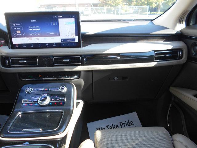 used 2021 Lincoln Nautilus car, priced at $35,880