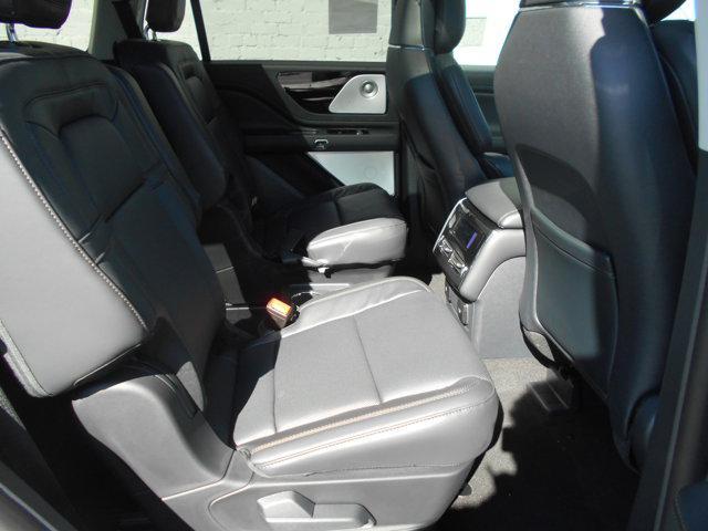 new 2025 Lincoln Aviator car, priced at $83,660