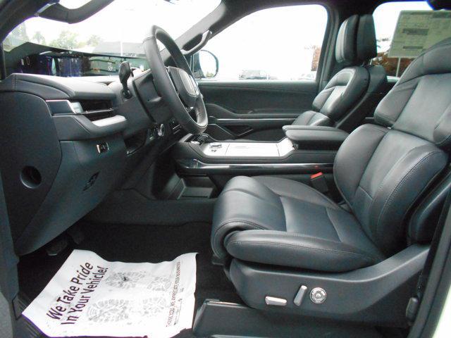 new 2025 Lincoln Navigator car, priced at $113,175