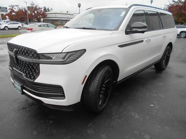 new 2025 Lincoln Navigator car, priced at $113,175