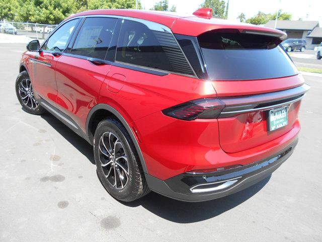 new 2025 Lincoln Nautilus car, priced at $60,270