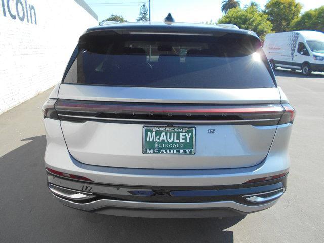 new 2025 Lincoln Nautilus car, priced at $60,270