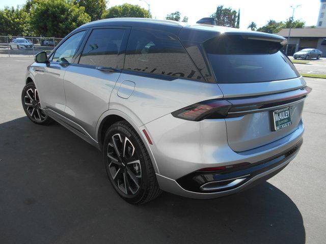 new 2025 Lincoln Nautilus car, priced at $60,270