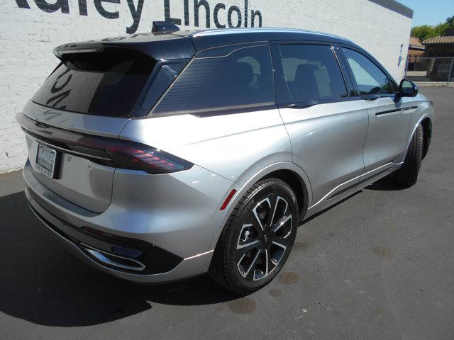 new 2025 Lincoln Nautilus car, priced at $60,270