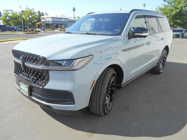 new 2025 Lincoln Navigator car, priced at $109,940