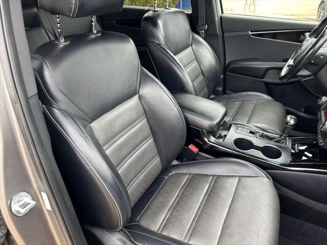 used 2019 Kia Sorento car, priced at $22,495