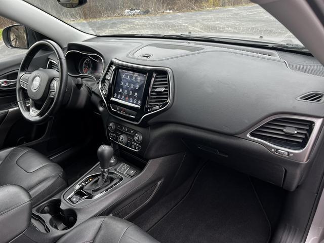 used 2020 Jeep Cherokee car, priced at $20,495