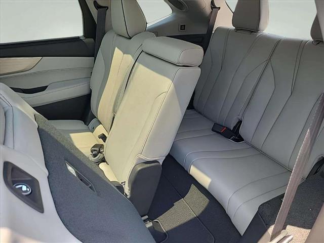 used 2024 Acura MDX car, priced at $53,995