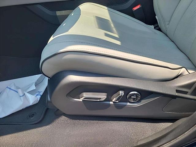 used 2024 Acura MDX car, priced at $53,995