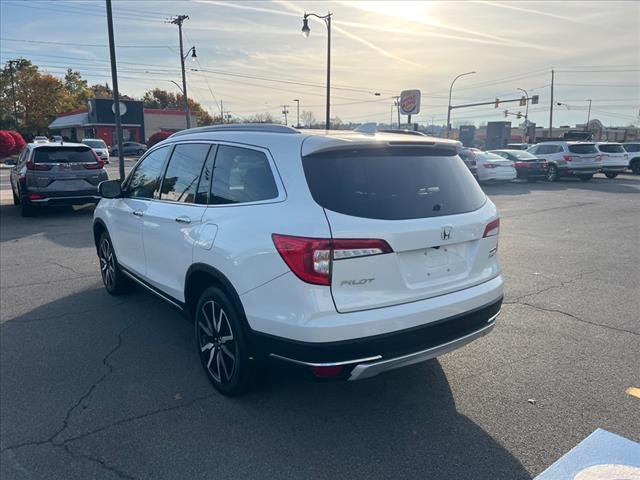 used 2022 Honda Pilot car, priced at $33,995