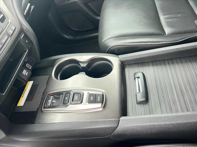 used 2022 Honda Pilot car, priced at $33,995