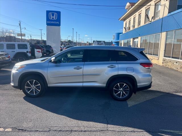 used 2019 Toyota Highlander car, priced at $29,995