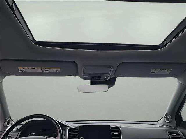 used 2022 Honda Pilot car, priced at $32,995