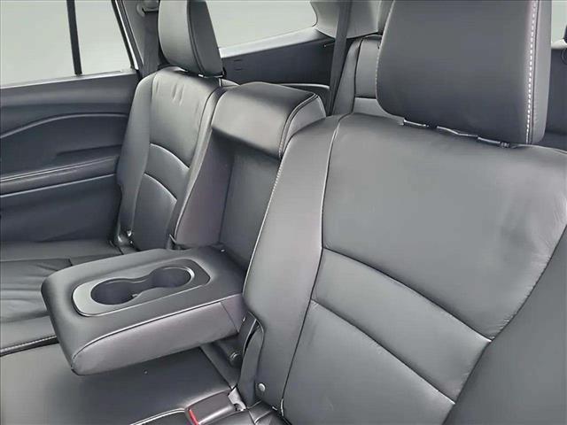 used 2022 Honda Pilot car, priced at $32,995