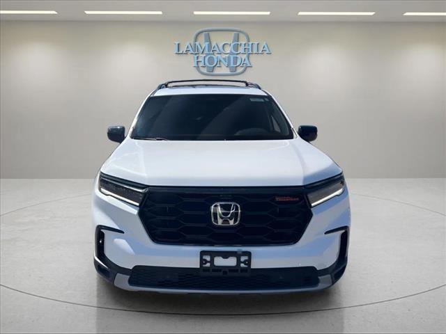 used 2024 Honda Pilot car, priced at $43,995