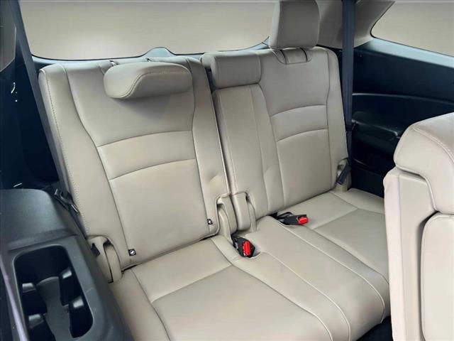 used 2022 Honda Pilot car, priced at $33,995