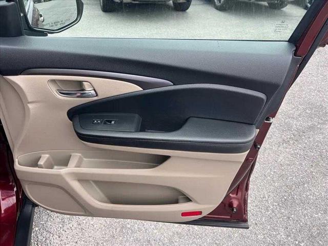 used 2022 Honda Pilot car, priced at $33,995