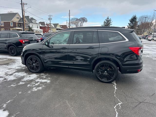 used 2022 Honda Pilot car, priced at $31,995