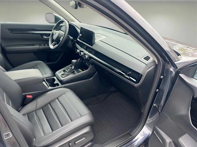 used 2025 Honda CR-V car, priced at $36,995
