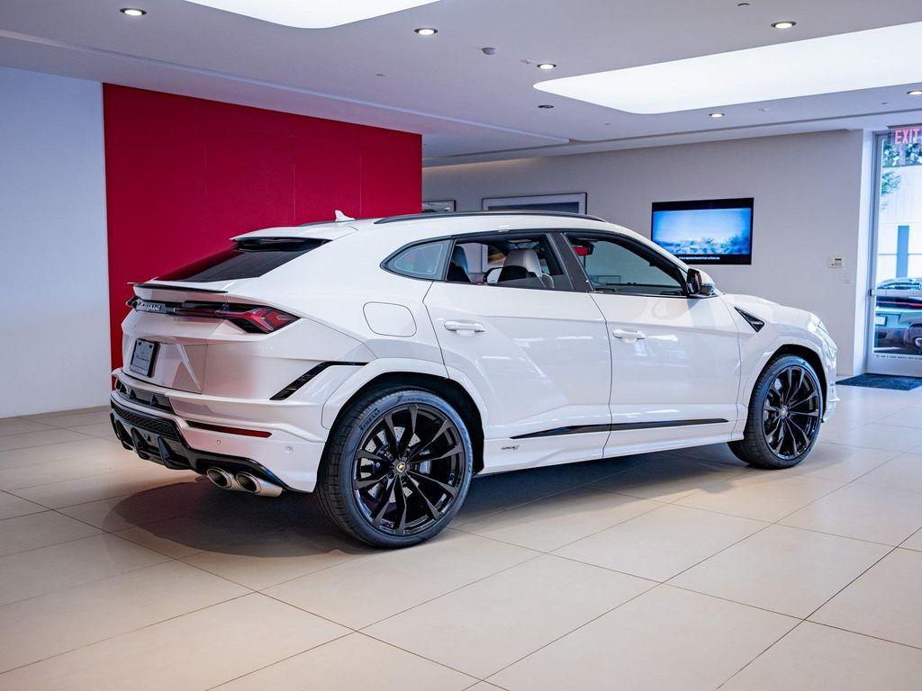 used 2024 Lamborghini Urus car, priced at $239,995