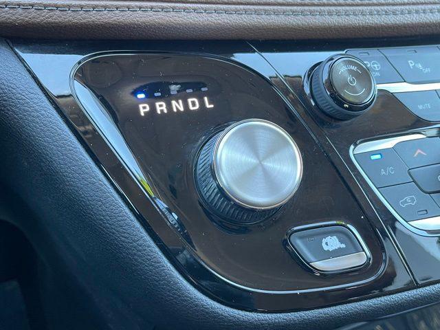 used 2018 Chrysler Pacifica Hybrid car, priced at $15,599