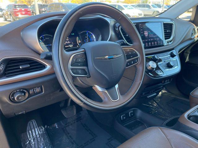 used 2018 Chrysler Pacifica Hybrid car, priced at $15,599