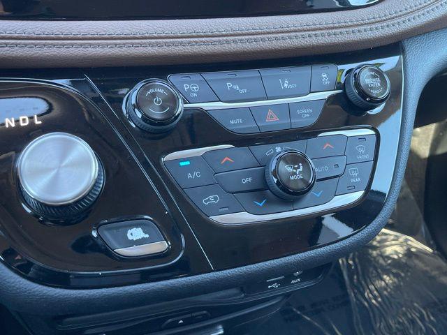 used 2018 Chrysler Pacifica Hybrid car, priced at $15,599