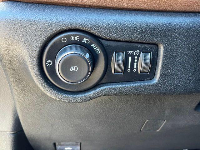 used 2018 Chrysler Pacifica Hybrid car, priced at $15,599
