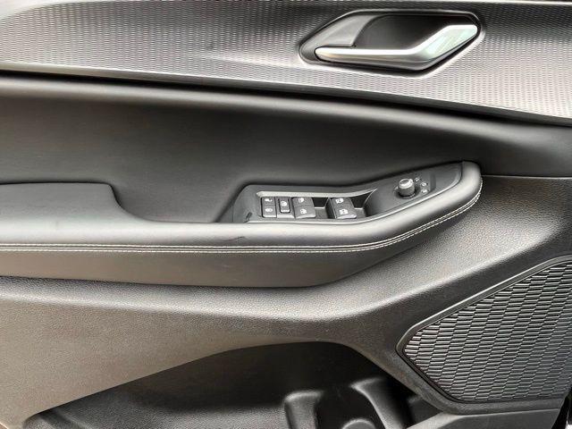 used 2023 Jeep Grand Cherokee car, priced at $30,799